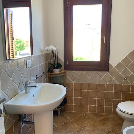 Casa Frencis بيت ضيافة *
