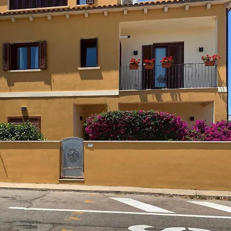 Casa Frencis بيت ضيافة