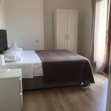 بيت ضيافة Casa Frencis أولبيا